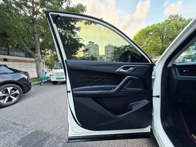 Roewe RX5