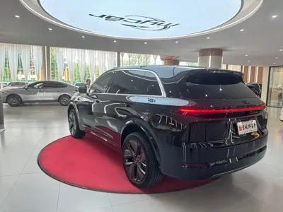 Li Auto Li L7