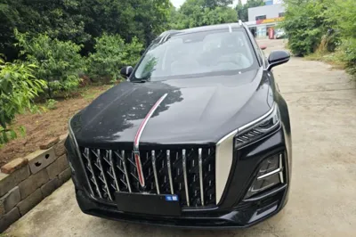 Hongqi HS5