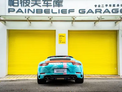 Porsche 911
