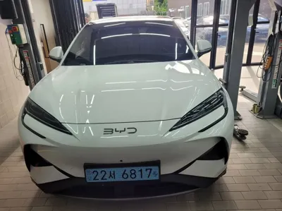 BYD Sealion 7