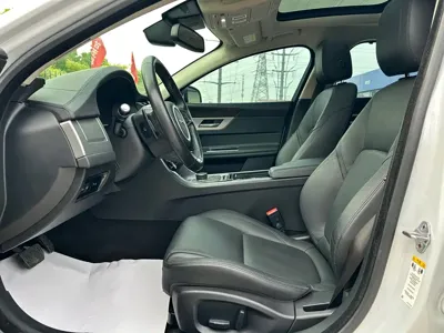 Jaguar XFL