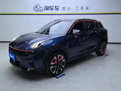 Lynk & Co 06