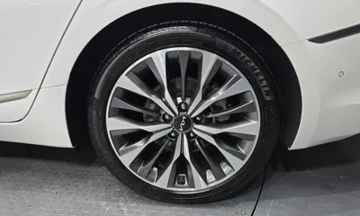 Kia K8