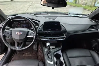 Cadillac CT4