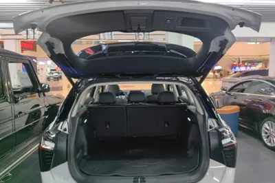 Hongqi HS3 PHEV