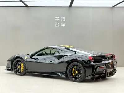 Ferrari 488