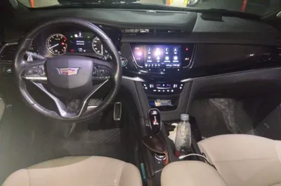 Cadillac XT6