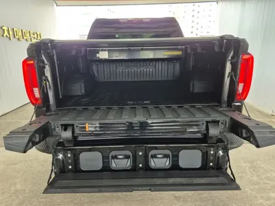 GMC Sierra