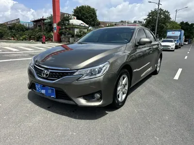 Toyota Reiz