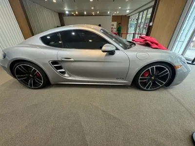 Porsche 718