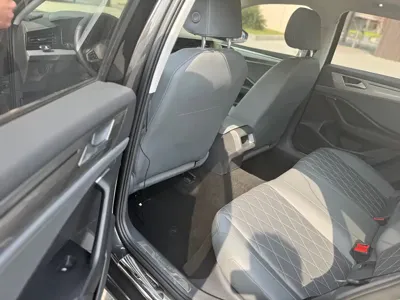 Volkswagen Sagitar