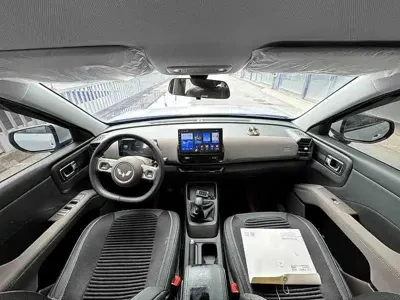 Wuling Xingguang 560