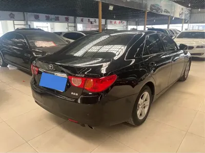 Toyota Reiz