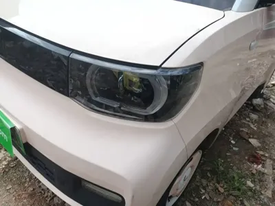 Wuling MINIEV