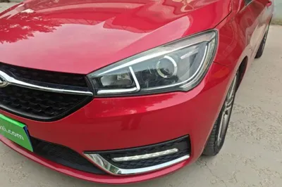 Chery Arrizo 5