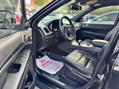 Jeep Grand Cherokee (Import)