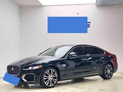 Jaguar XFL