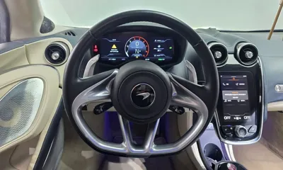 McLaren GT