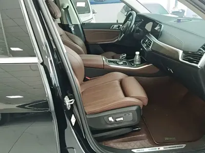 BMW X5 (Import)