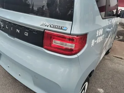 Wuling MINIEV