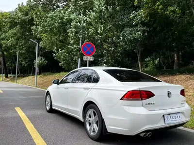 Volkswagen Lamando