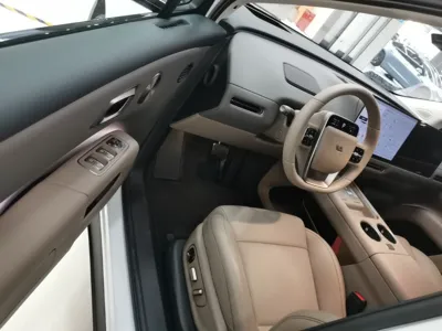 Li Auto Li Auto i8