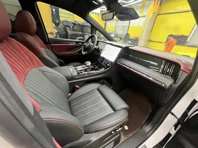 GAC Motor Trumpchi M8