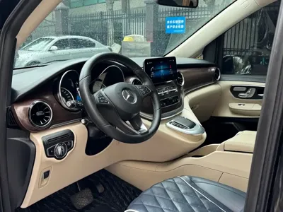 Mercedes-Benz V-Class