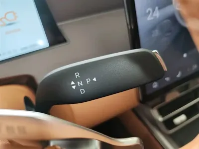 BYD 汉L