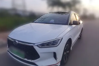 BYD e2
