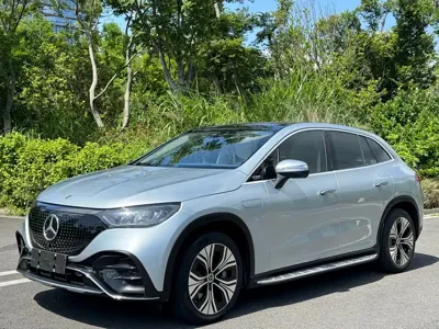 Mercedes-Benz EQE SUV