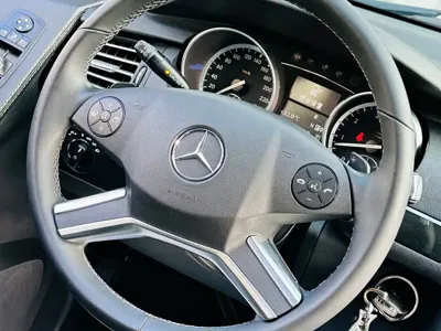 Mercedes-Benz R-Class