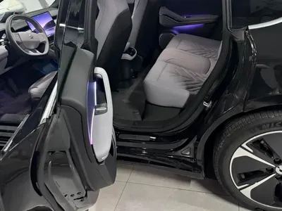 Nio ET5
