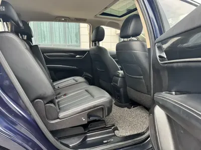 BYD MAX