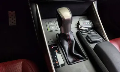 Lexus IS