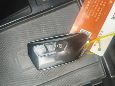 Volkswagen ID.6 Crozz