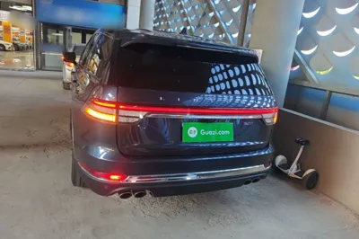 Lincoln Aviator