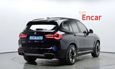 BMW iX3