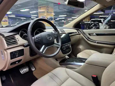 Mercedes-Benz R-Class