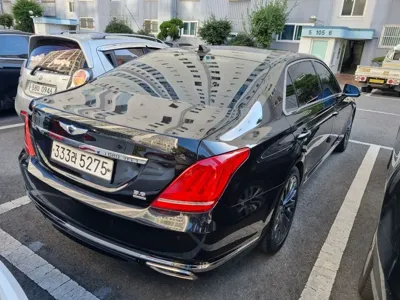Genesis EQ900