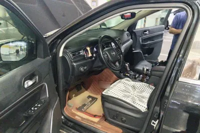 Jeep Grand Commander