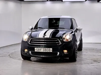 MINI Paceman