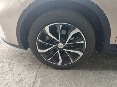 Geely Emgrand GS