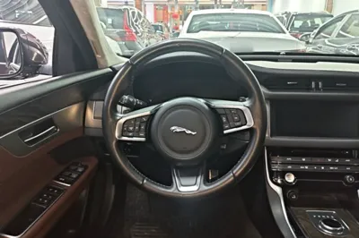 Jaguar XFL