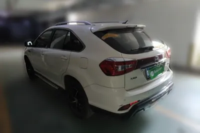 BYD S7