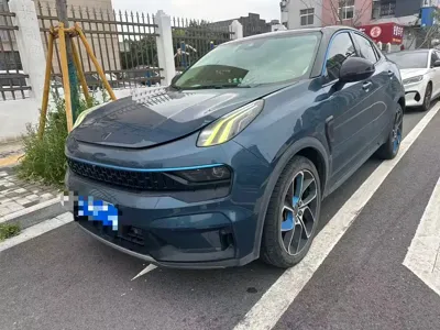 Lynk & Co 05