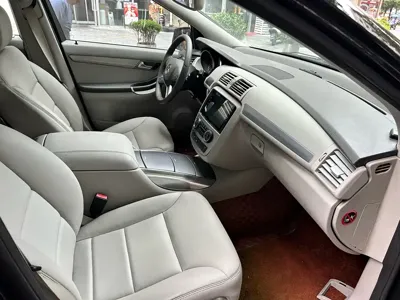 Mercedes-Benz R-Class