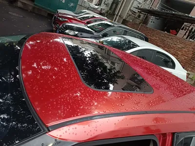 Nissan Lannia
