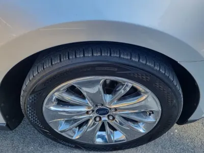 Ford Taurus